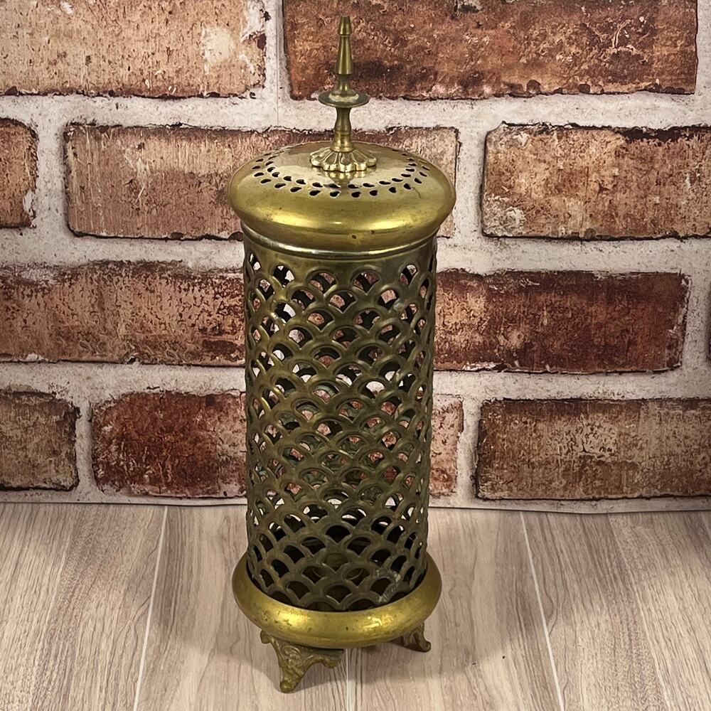 Beautiful Vintage Brass Arabic Lantern Pillar Candle Holder With Lattice Detail - Picture 2 of 9